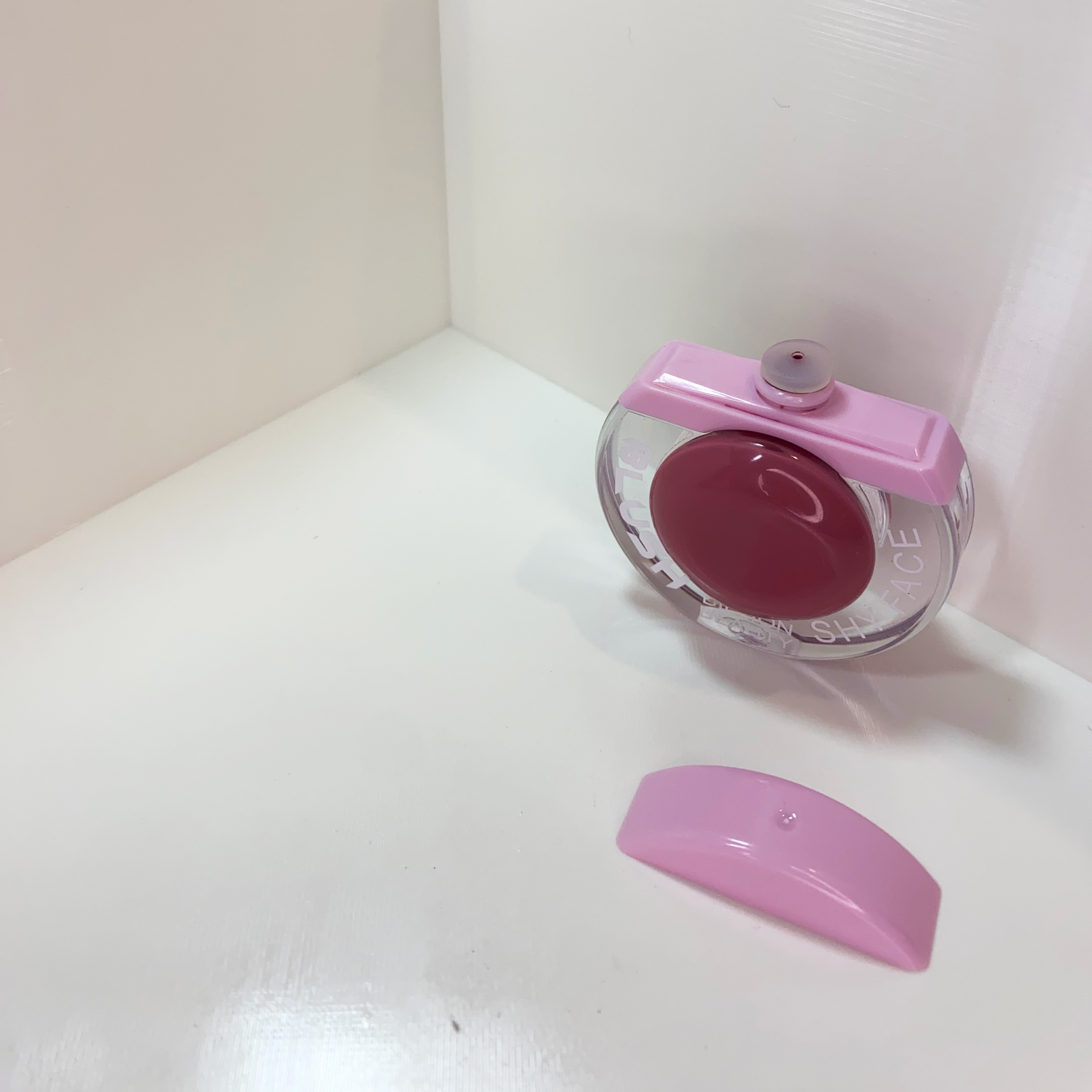 Billion Beauty Blush Shy Face