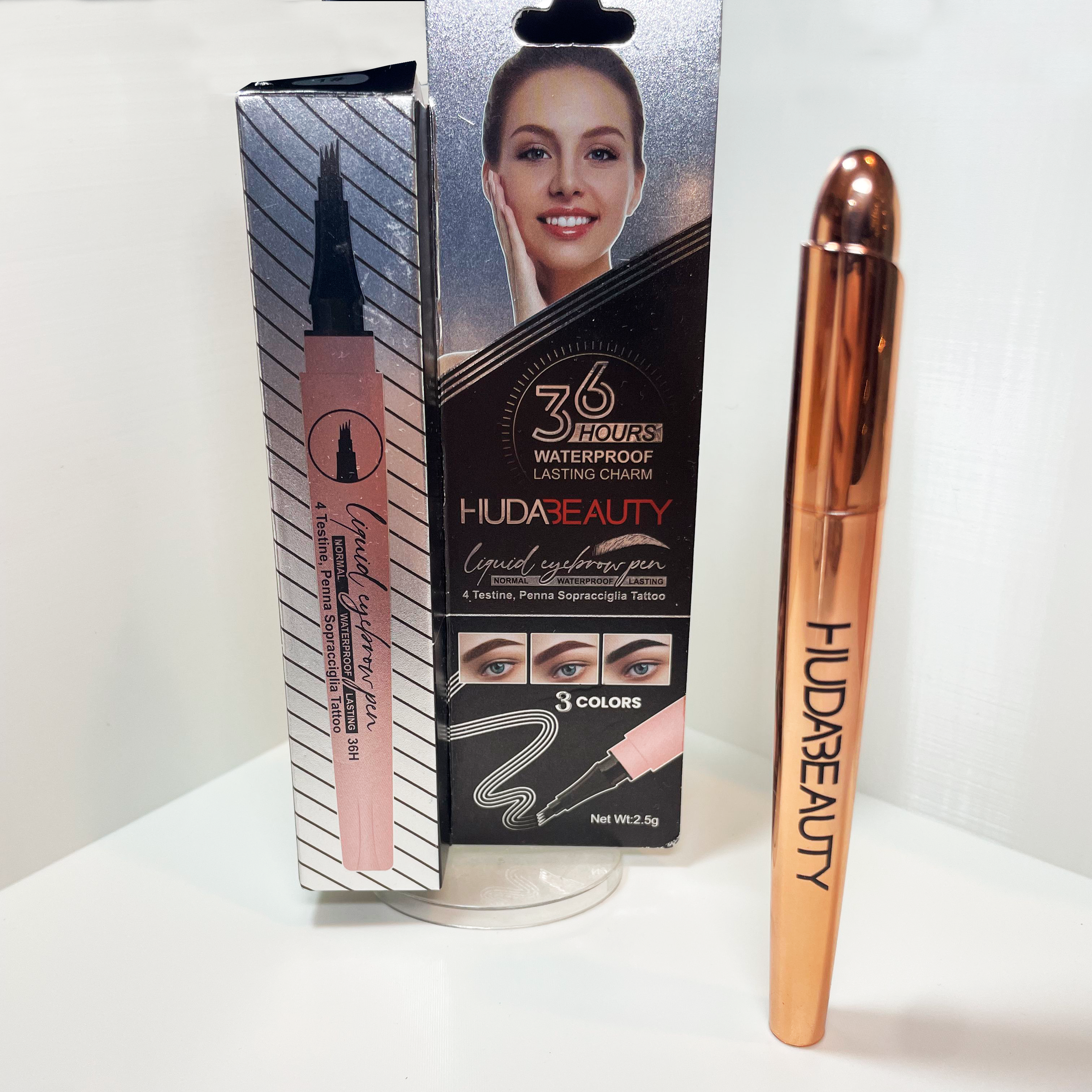 Huda Beauty Lápiz de Ceja Líquido A Prueba de Agua 36H