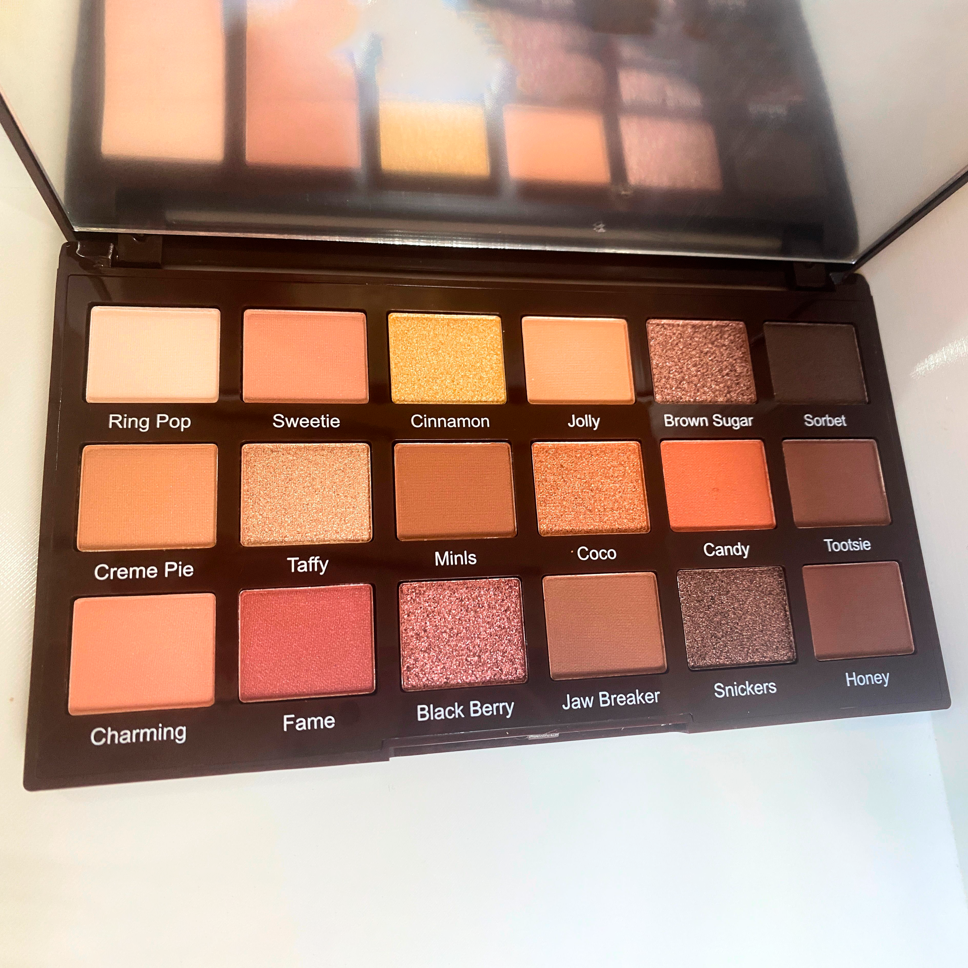 Febble Stellar Make Up Eyeshadow Palette