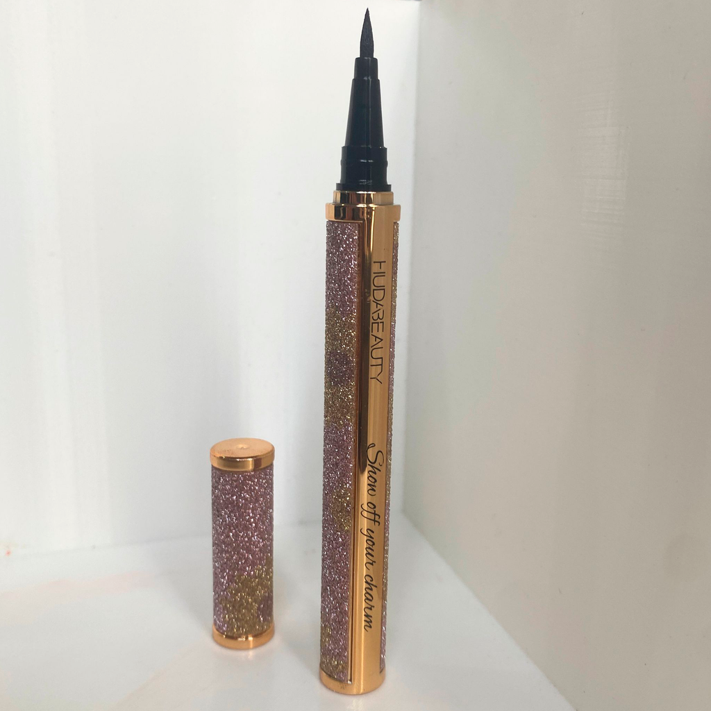Huda Beauty Show Off Your Charm Starry Eyeliner 36H